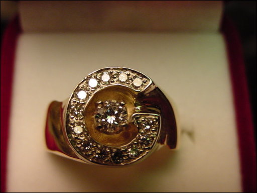 [ring.JPG]